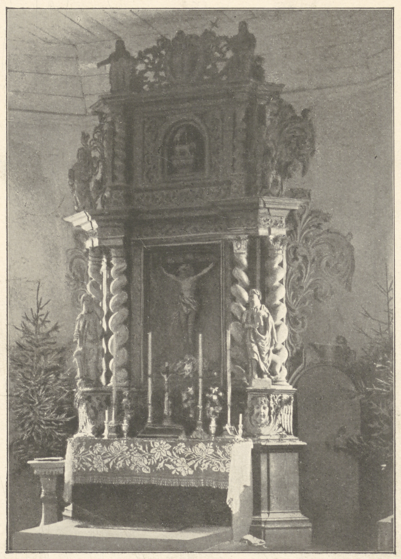 Barokowy ołtarz kościoła w Mieruniszkach (zdjęcie z akt Urzędu Konserwatora Zabytków Sztuki i Historii Prowincji Prus Wschodnich, ze zbiorów Archiwum Państwowego w Olsztynie, wykorzystane również w książce Adolfa Boettichera Die Bau- und Kunstdenkmäler der Provinz Ostpreußen, wydanej w Królewcu w 1896 roku. Barokowy ołtarz kościoła w Mieruniszkach (zdjęcie z akt Urzędu Konserwatora Zabytków Sztuki i Historii Prowincji Prus Wschodnich, ze zbiorów Archiwum Państwowego w Olsztynie, wykorzystane również w książce Adolfa Boettichera Die Bau- und Kunstdenkmäler der Provinz Ostpreußen, wydanej w Królewcu w 1896 roku.